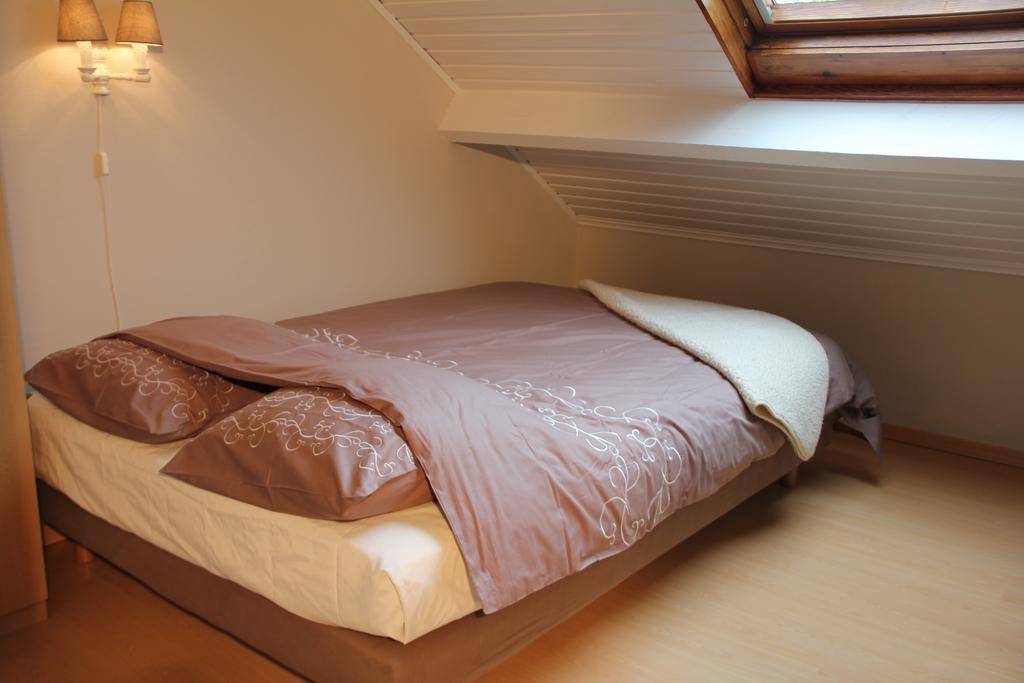 B&B Huize Bex NeerNeerpelt Quarto foto