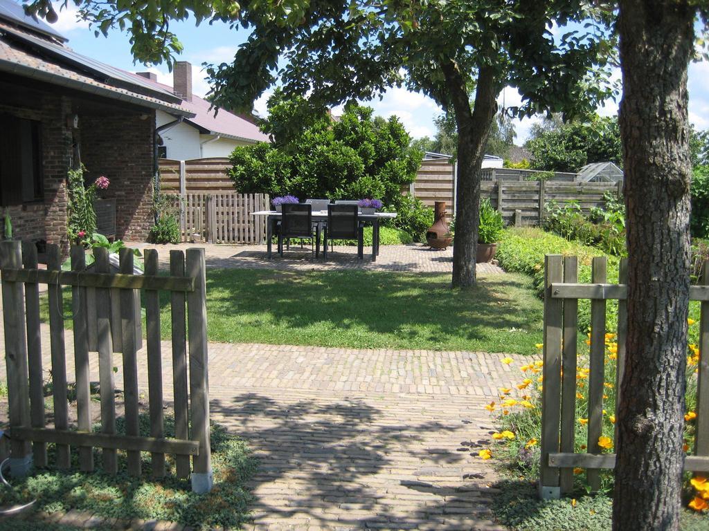 B&B Huize Bex NeerNeerpelt Exterior foto